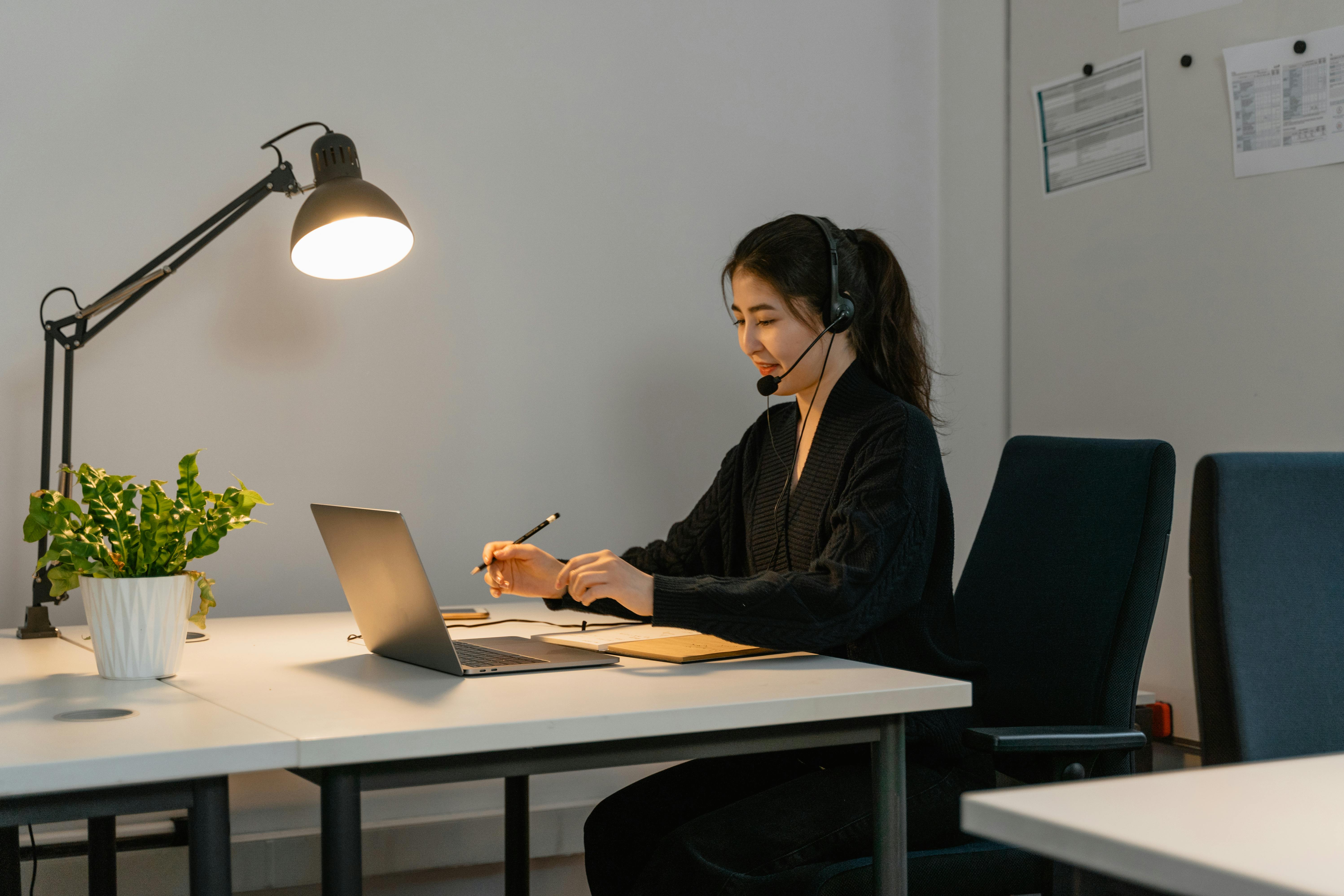 Customer support workplace for Atlassian service management article